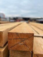 Брус обрезной сосна ТУ 100х200х6000 мм брус